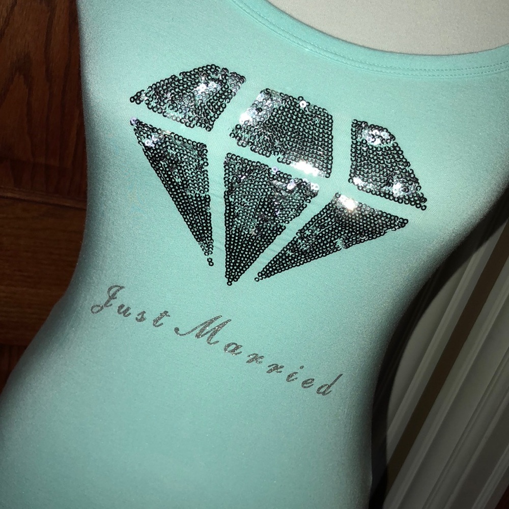Victoria’s Secret just married tank